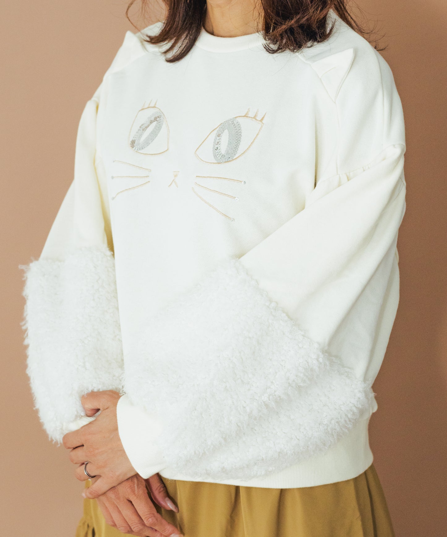 ボア袖NEKO刺繍トレーナー ladies