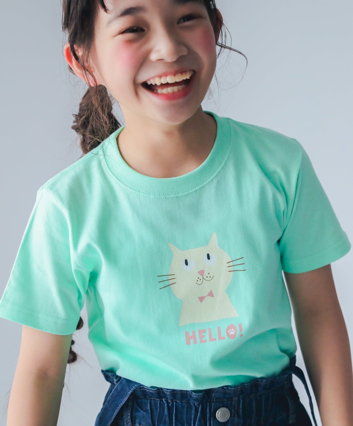 HELLOにゃんこTシャツ