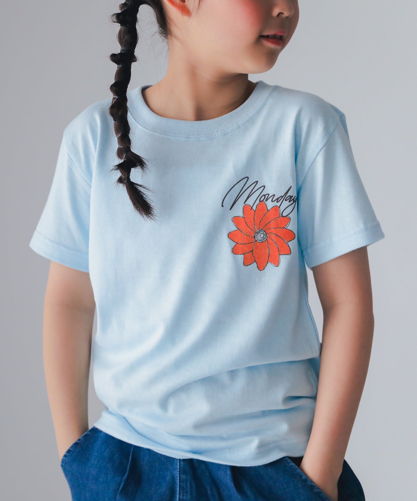 フラワープリントTシャツ