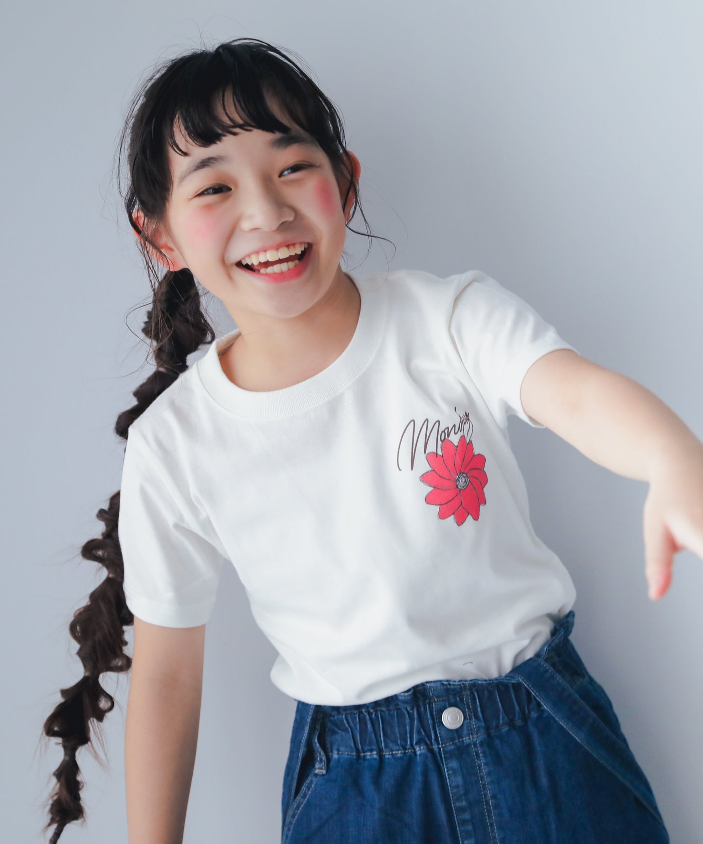 フラワープリントTシャツ