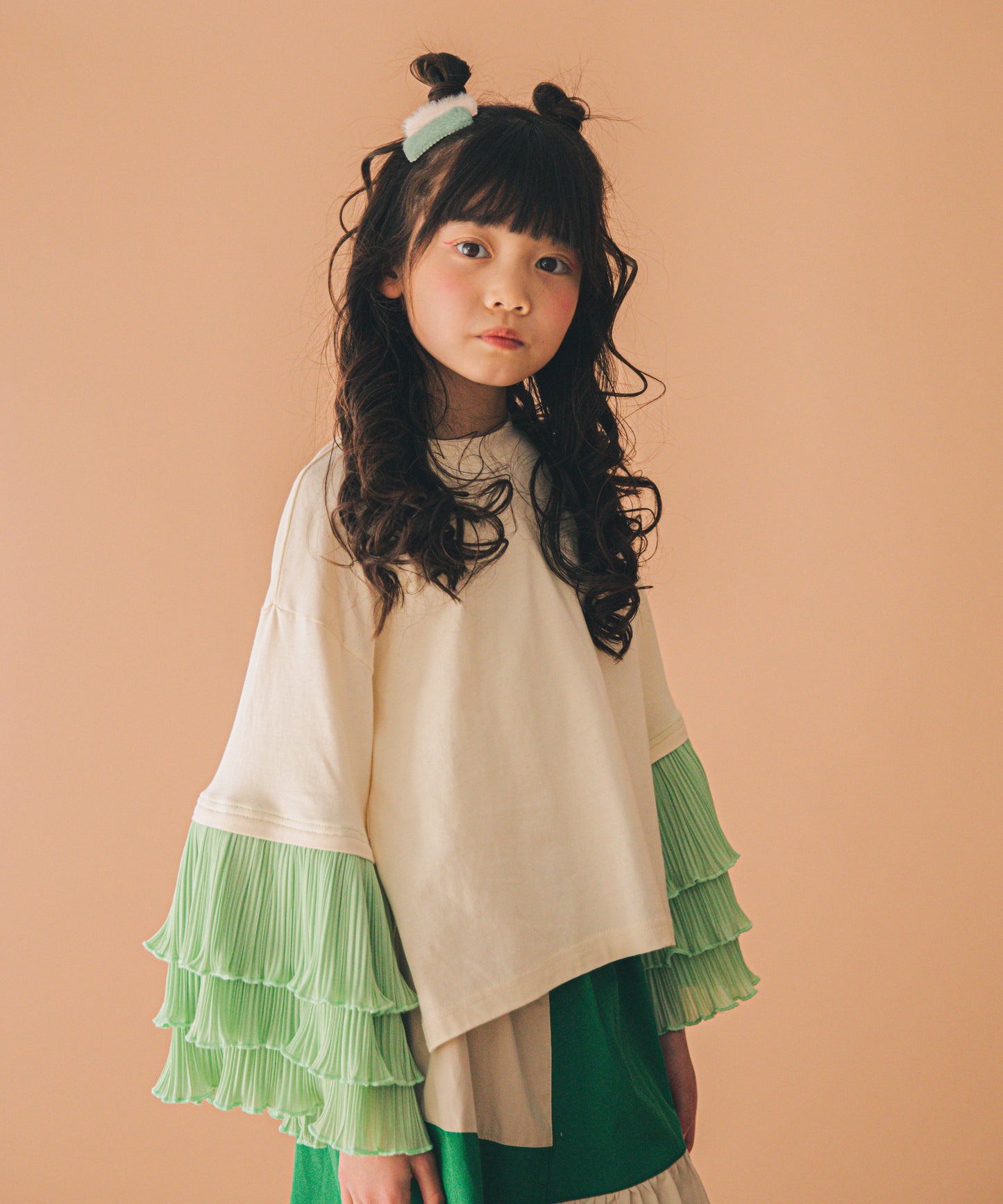 プリーツフリル袖カットソー