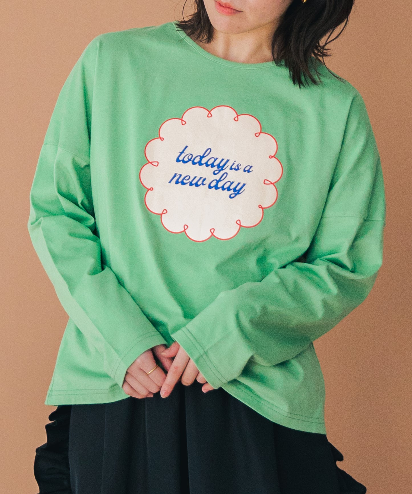 フラワーサークルロンT ladies