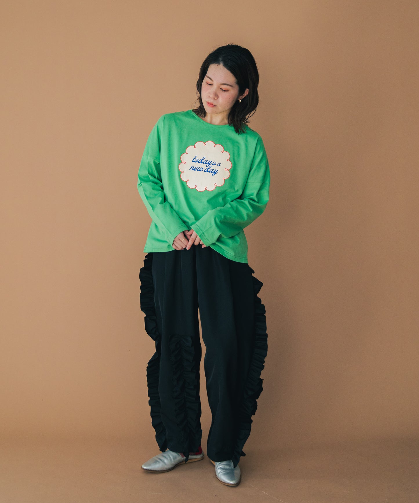 フラワーサークルロンT ladies