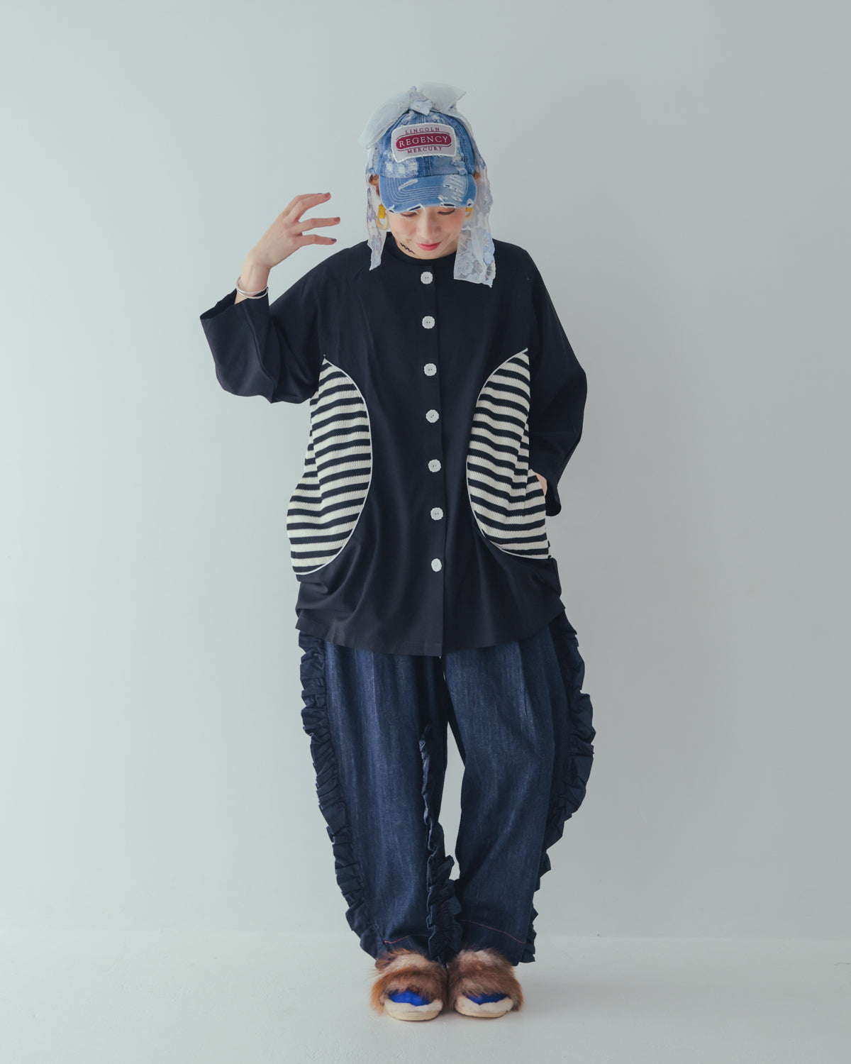 ユニカデニムフリルパンツ 　[062-0901-2]