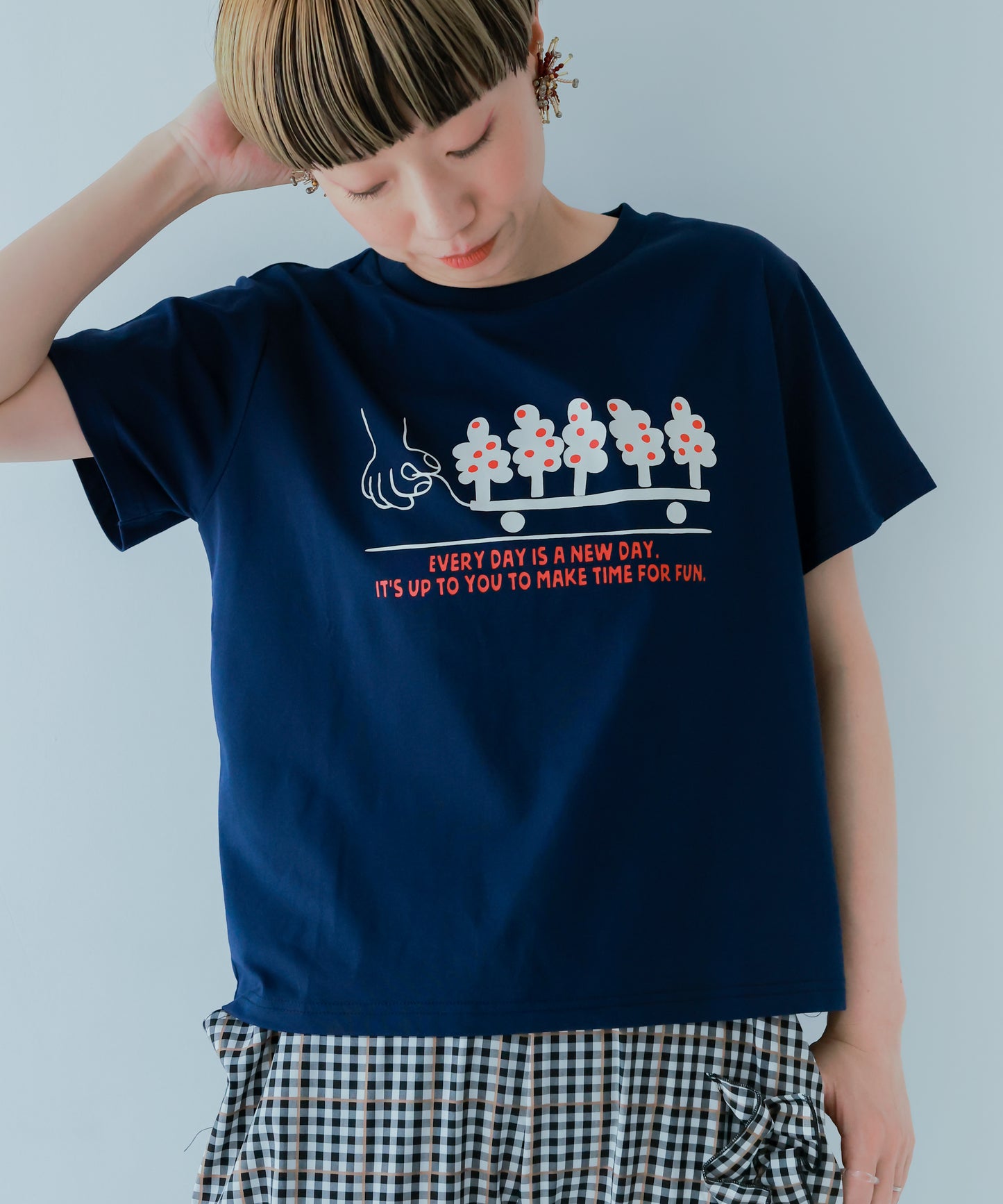 tree carry Tシャツ　　[241-1521-2]