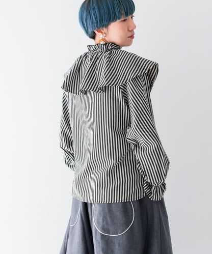 ビック三角襟ストライプ柄シャツ　[243-0605-2]