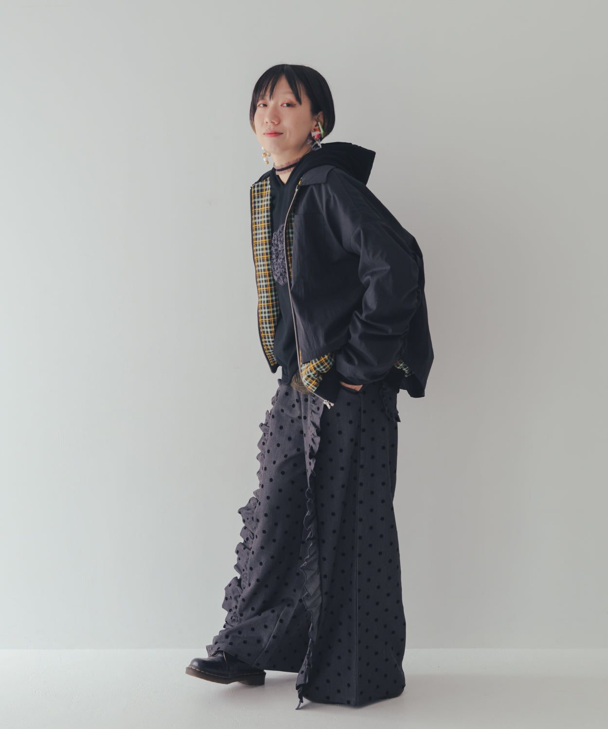 フロッキードットフリルワイドパンツ  ladies   [352-0903-2]