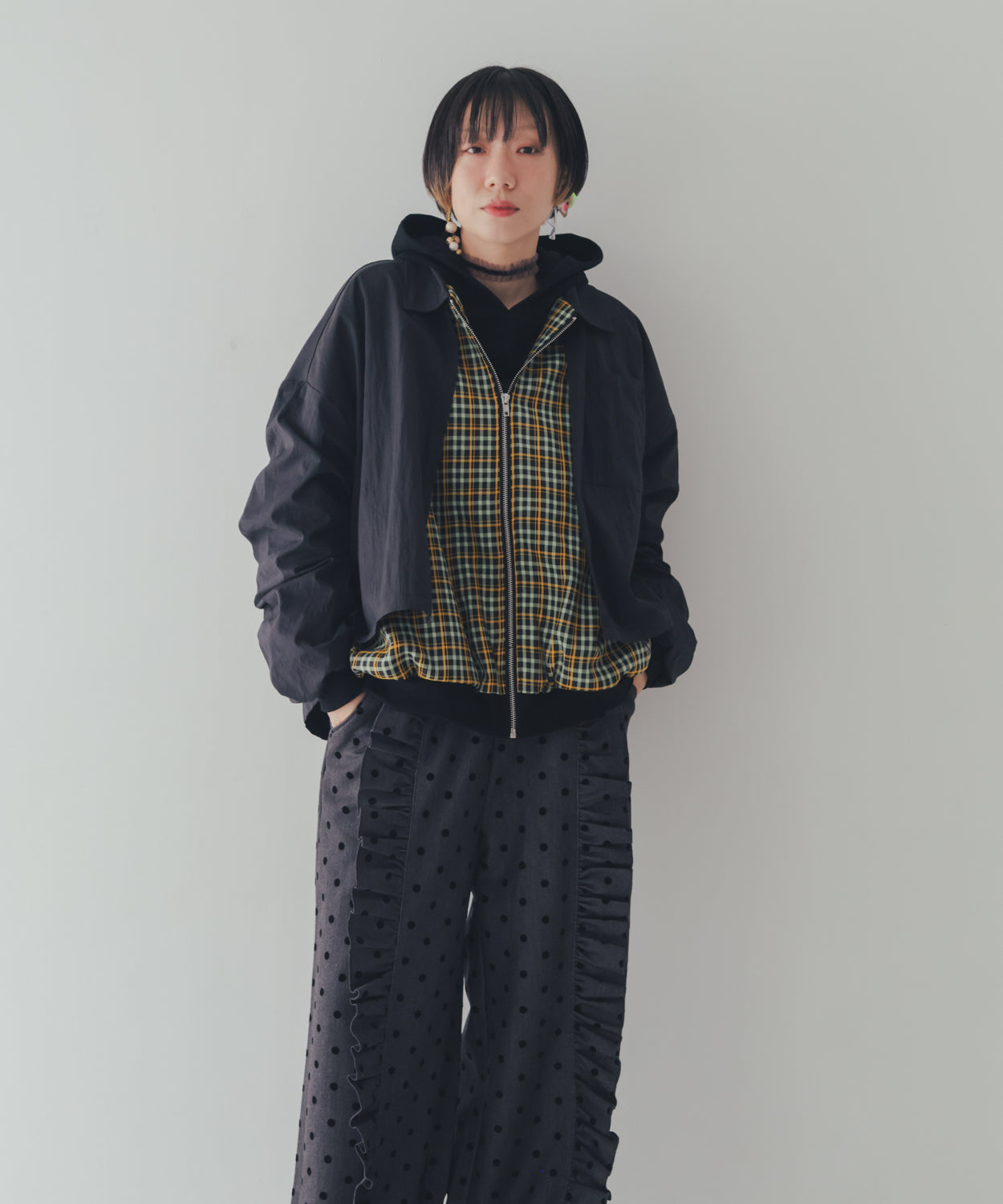 フロッキードットフリルワイドパンツ  ladies   [352-0903-2]
