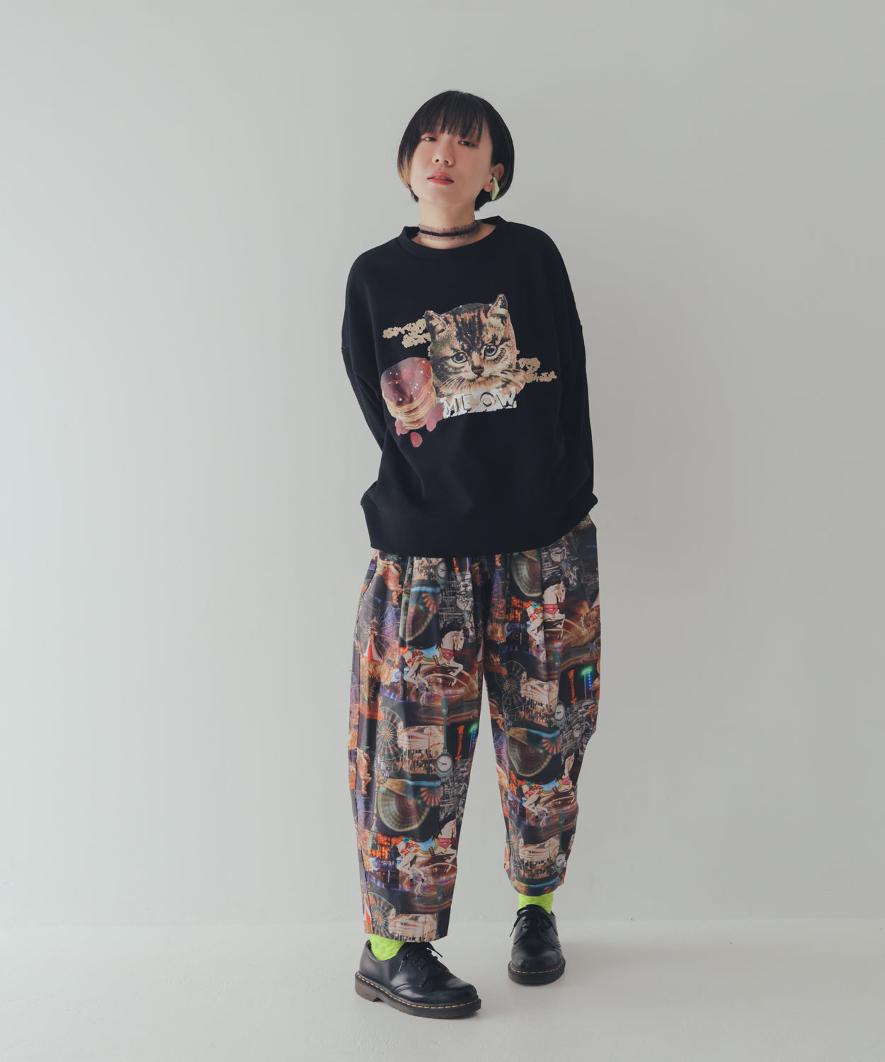 メリーゴーランド柄テーパードパンツ ladies    [250-0901-2]