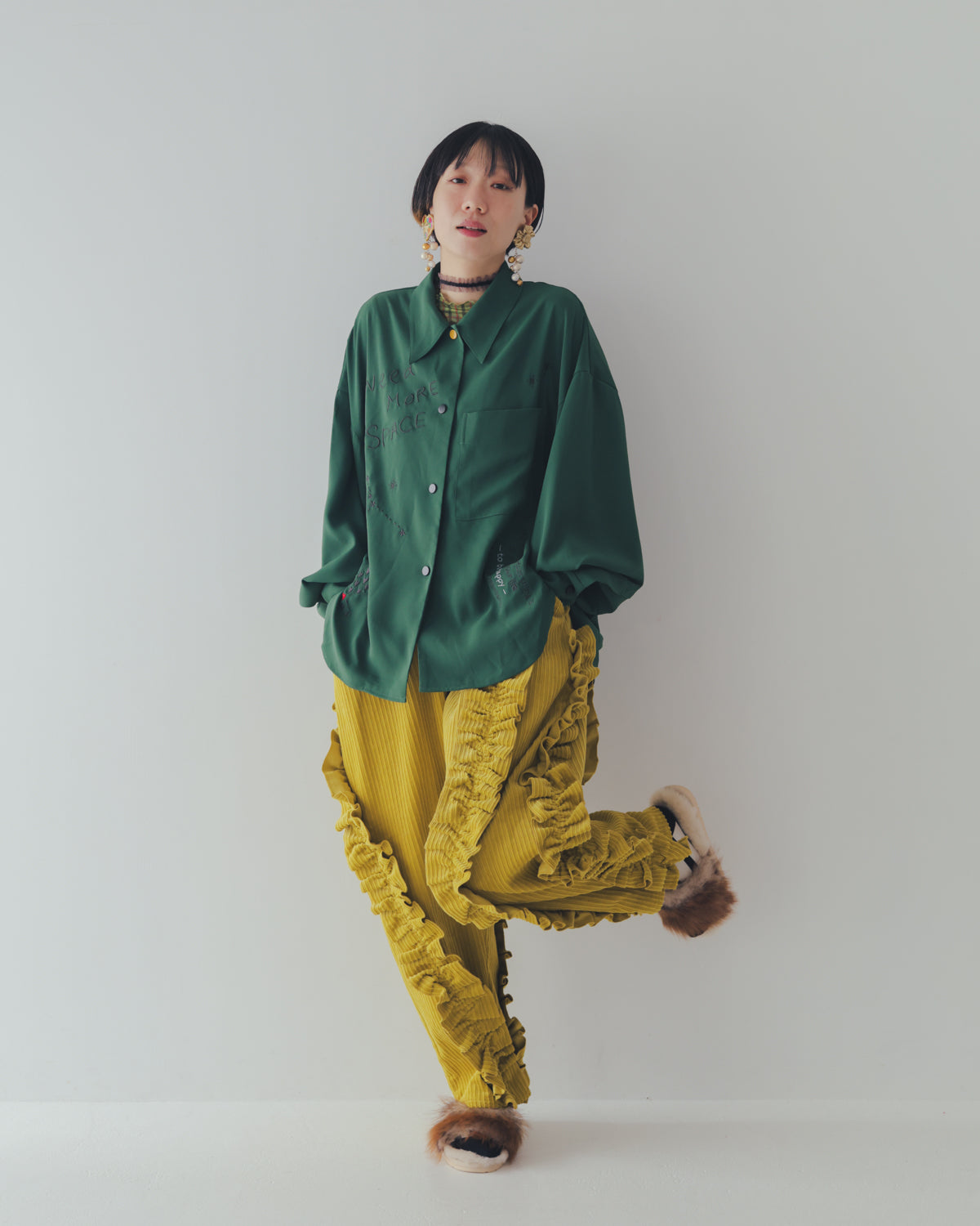 コーデュロイアシメフリルパンツ ladies   [352-0909-2]