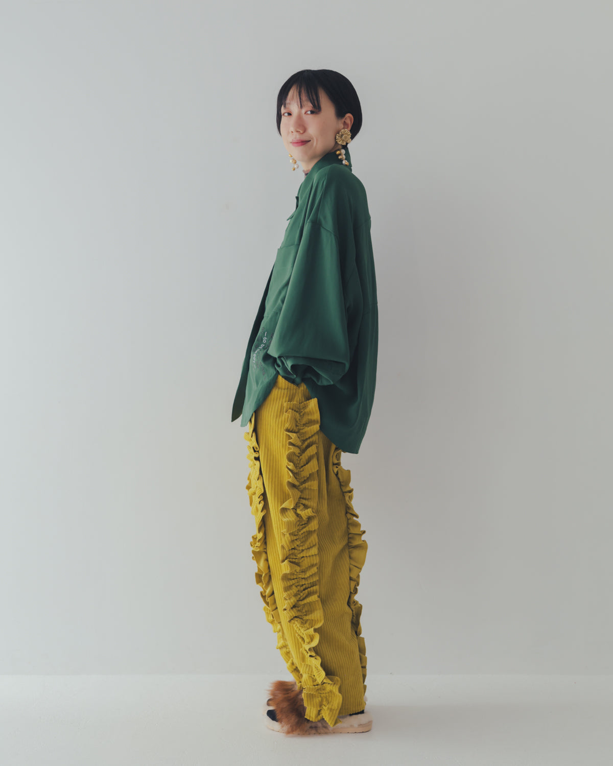 コーデュロイアシメフリルパンツ ladies   [352-0909-2]