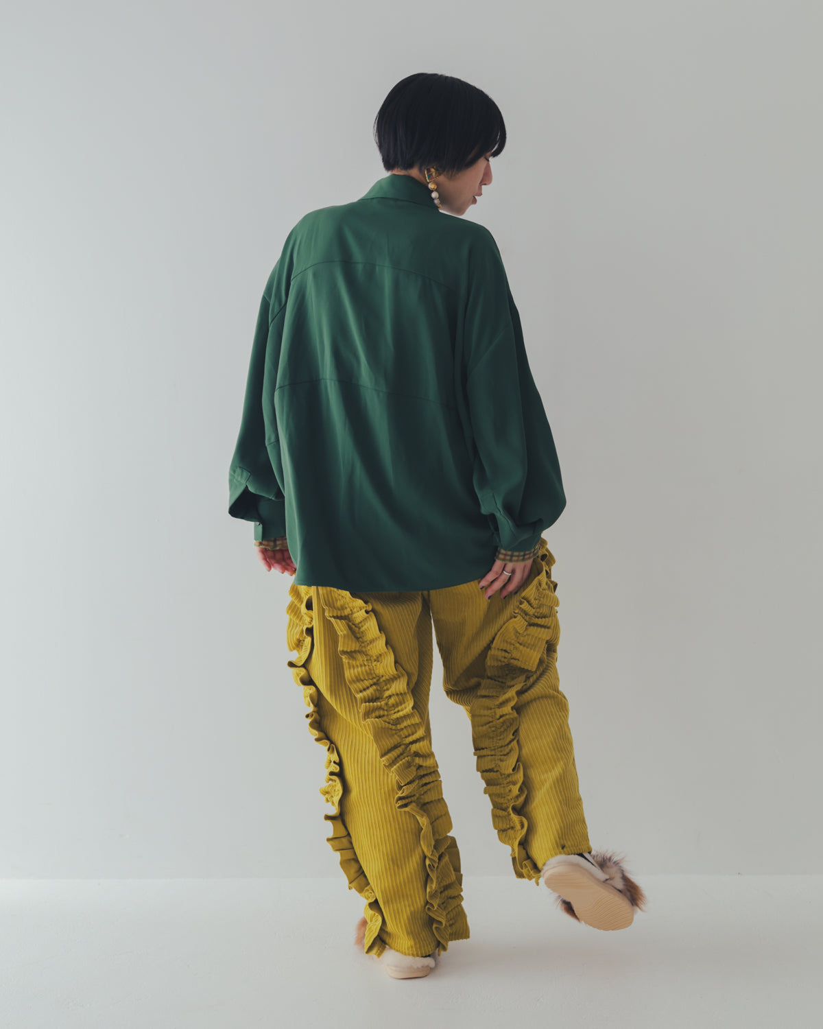 コーデュロイアシメフリルパンツ ladies   [352-0909-2]