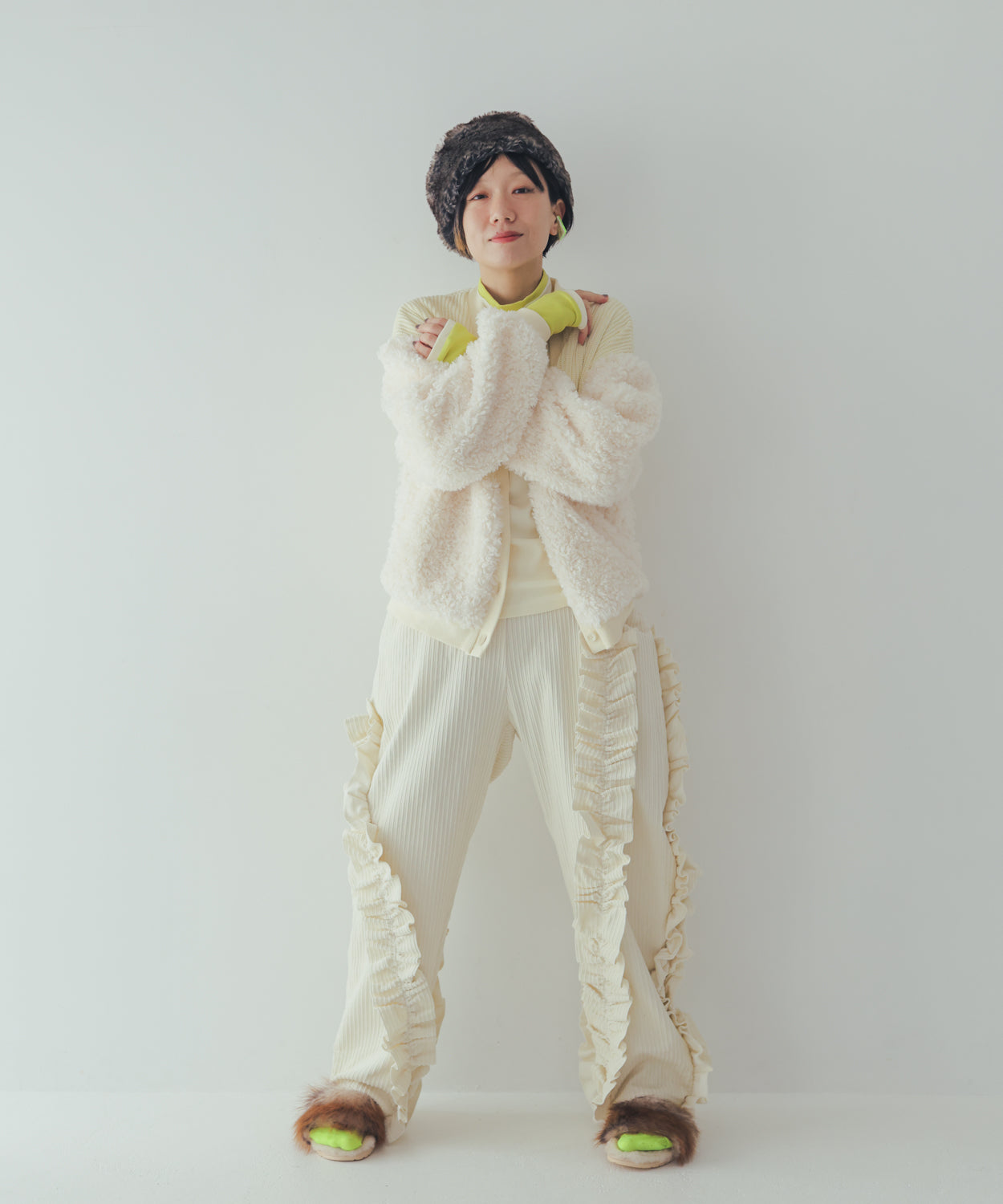 コーデュロイアシメフリルパンツ ladies   [352-0909-2]