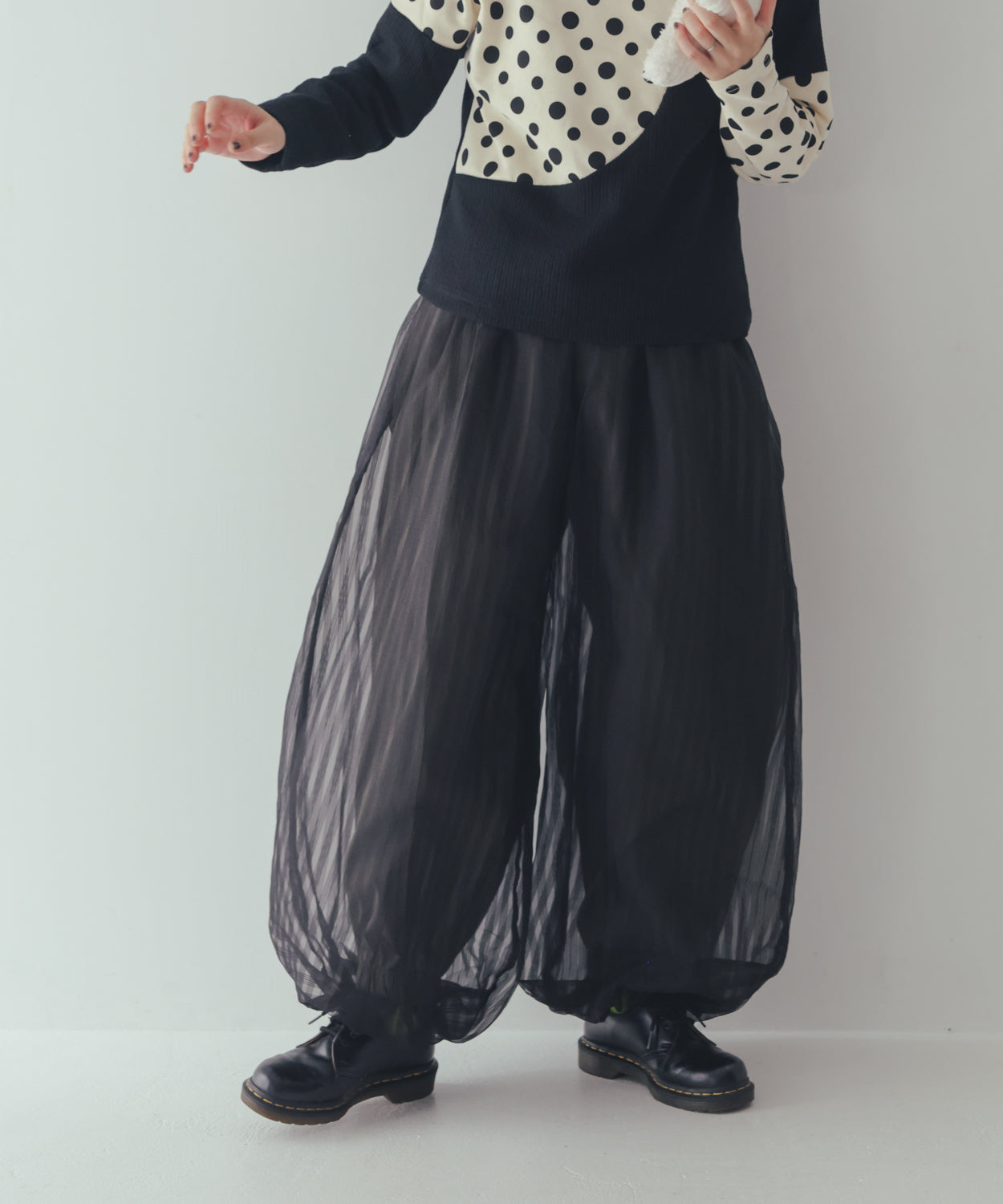 シアーストライプバルーンパンツ ladies    [352-0906-2]