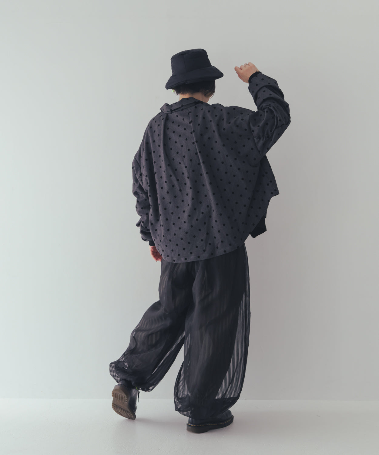 シアーストライプバルーンパンツ ladies    [352-0906-2]