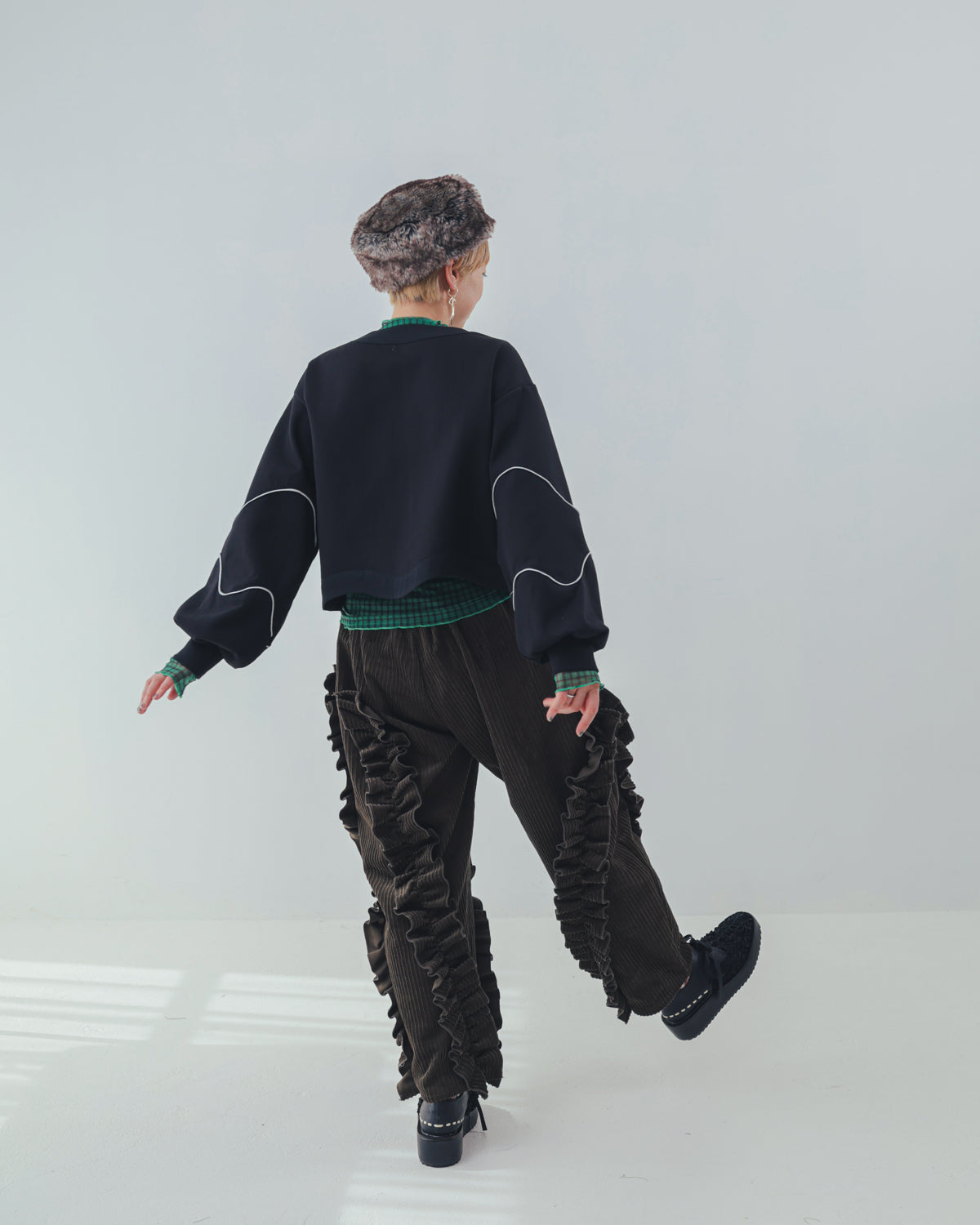 コーデュロイアシメフリルパンツ ladies   [352-0909-2]