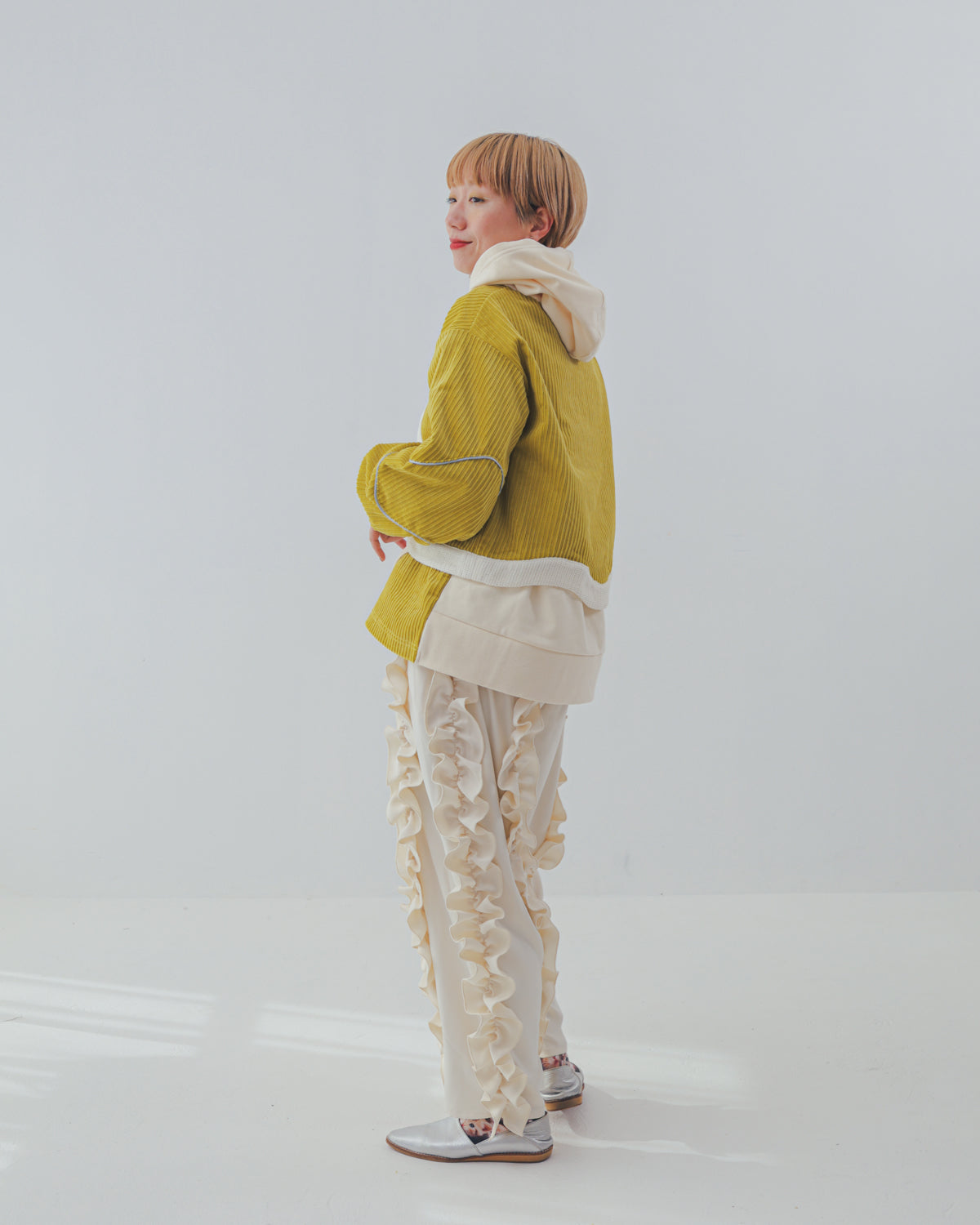 アシメフリルパンツ  ladies   [352-0907-2]