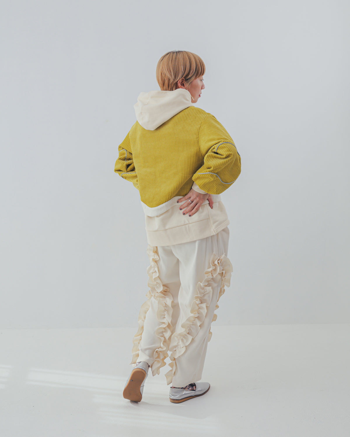 アシメフリルパンツ  ladies   [352-0907-2]