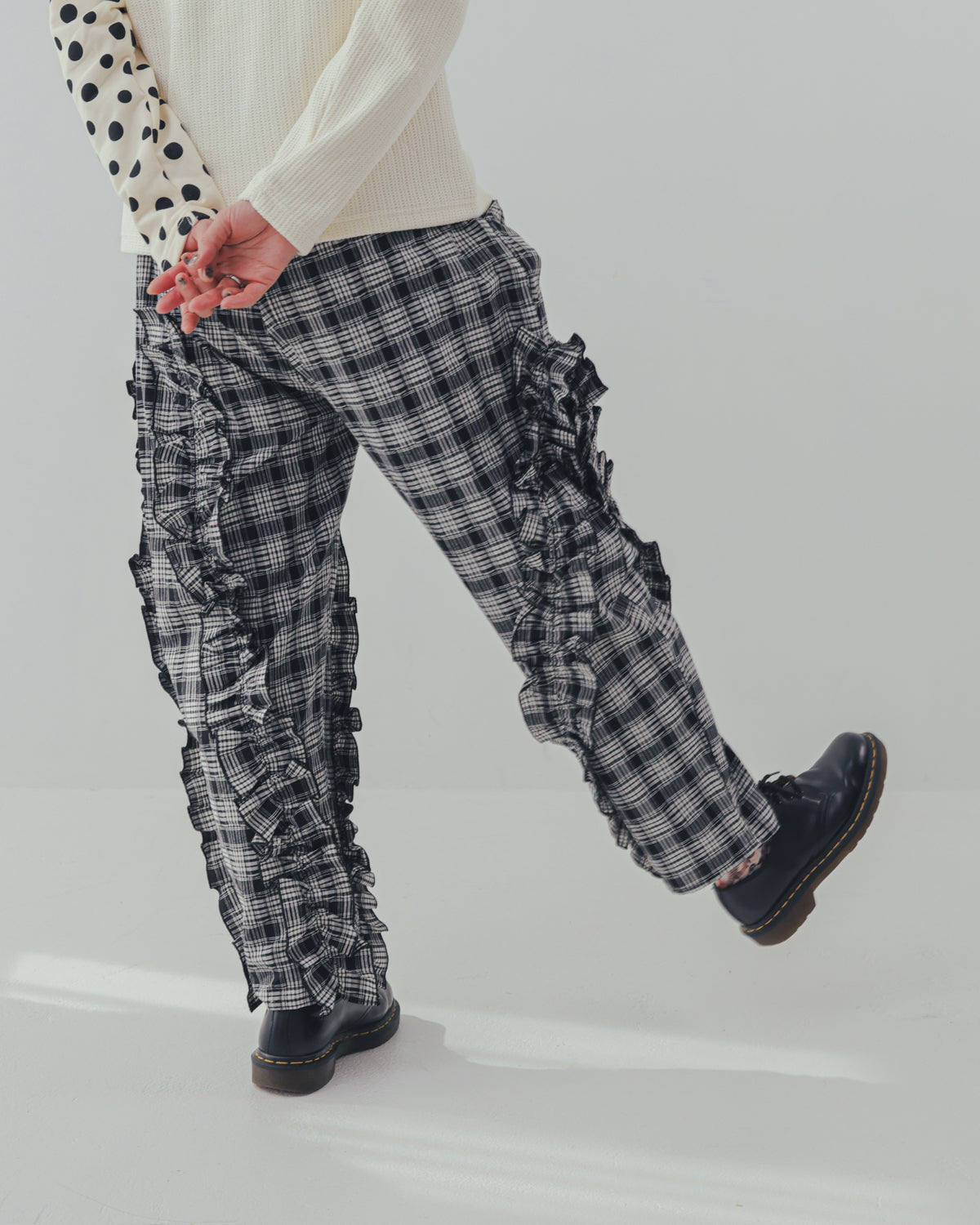 チェックアシメフリルパンツ ladeis  [352-0908-2]