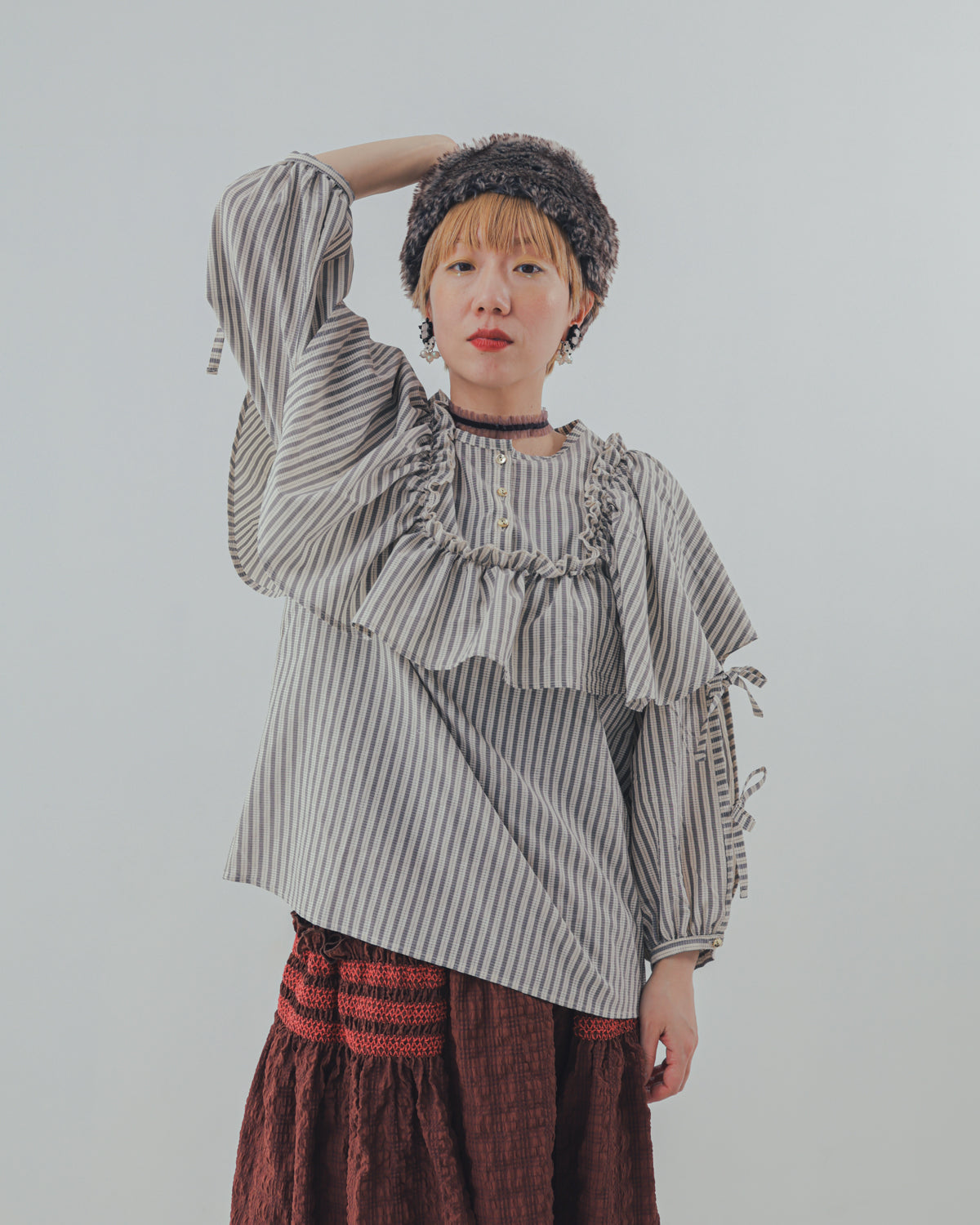 ストライプリボンカットアウトブラウス  ladies  [352-0602-2]
