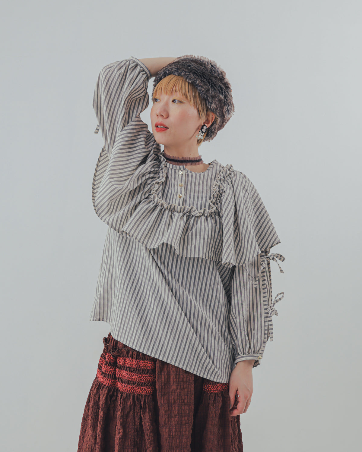 ストライプリボンカットアウトブラウス  ladies  [352-0602-2]