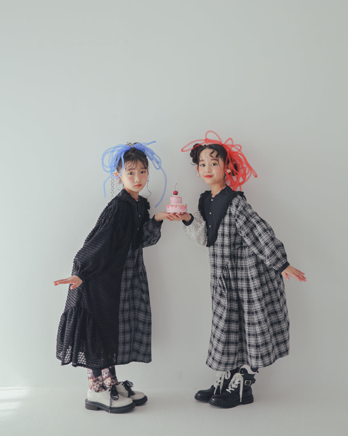 2ピースモノトーンチェック柄ワンピース  [352-0104-1]